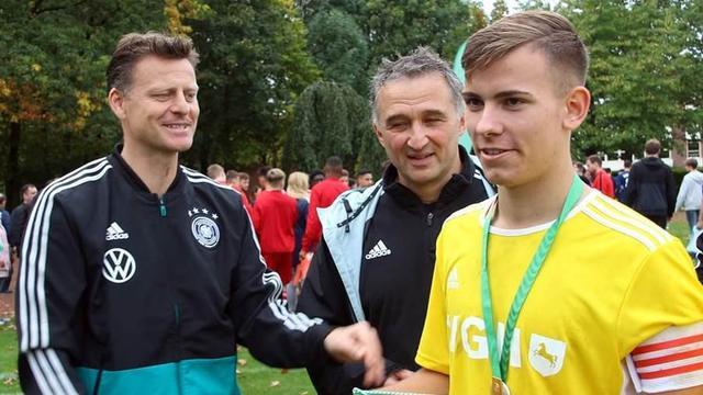 昔日泳坛名 昔日泳坛名