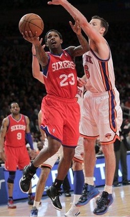 而泰山俱乐 而泰山俱乐