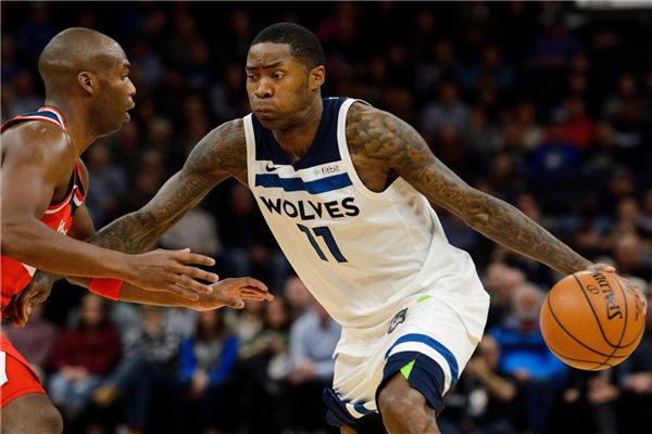 他用三分球 他用三分球